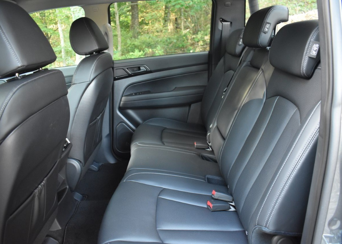 KGM-SsangYong Musso 2.2 Titanium 4WD A