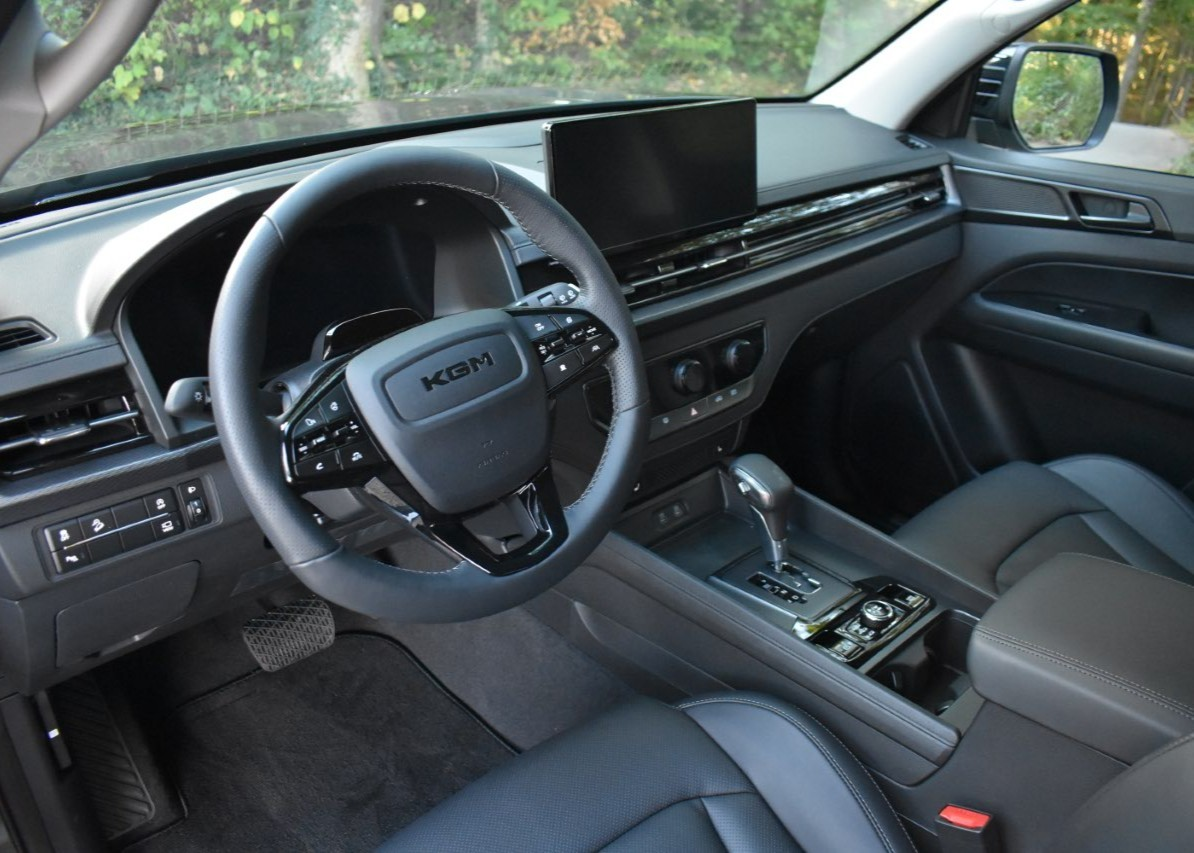 KGM-SsangYong Musso 2.2 Titanium 4WD A