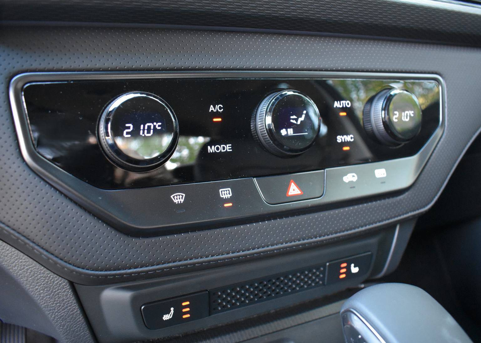 KGM-SsangYong Musso 2.2 Titanium 4WD A