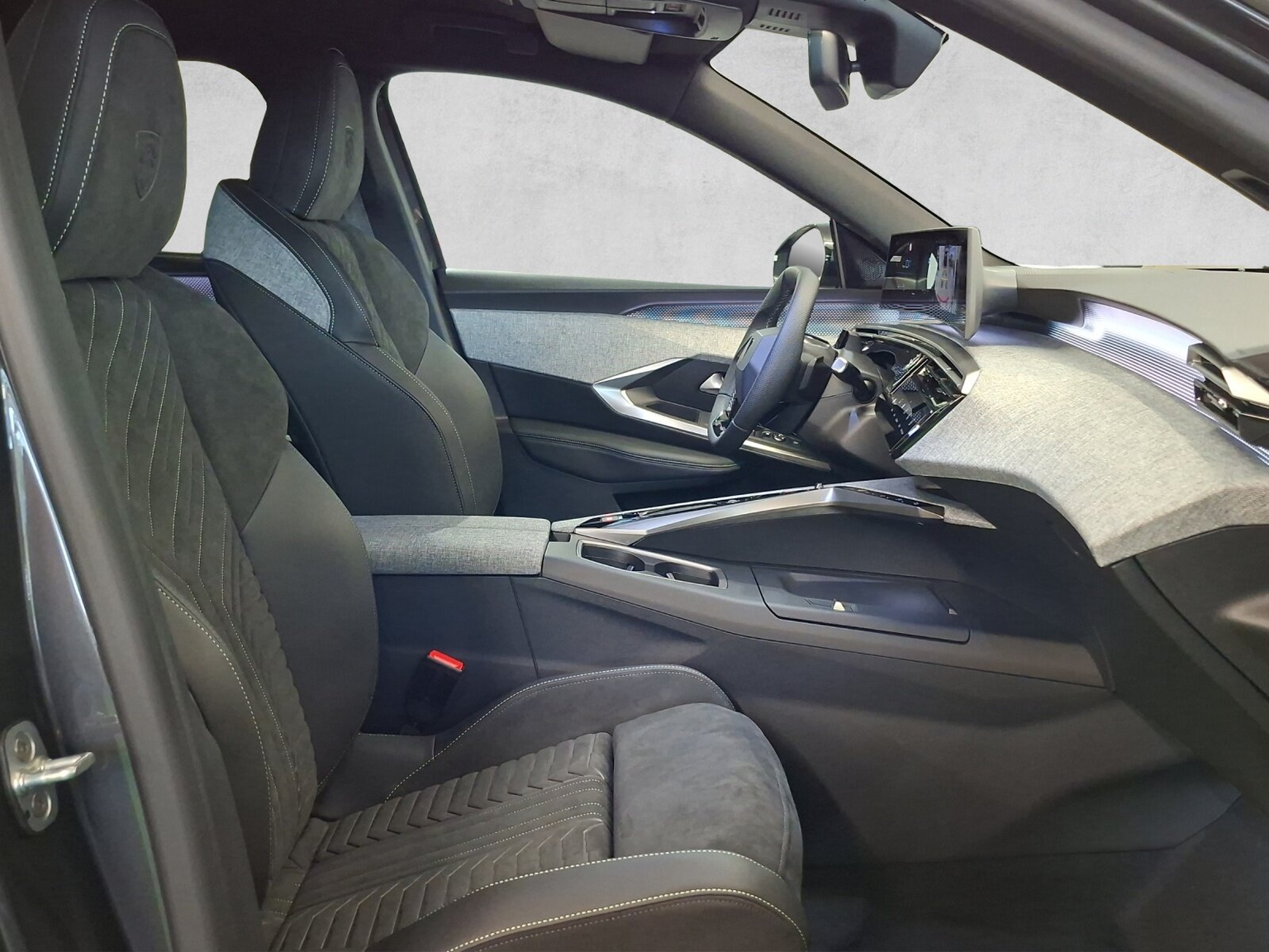 PEUGEOT 5008 1.6 PHEV 225 GT Exclusive