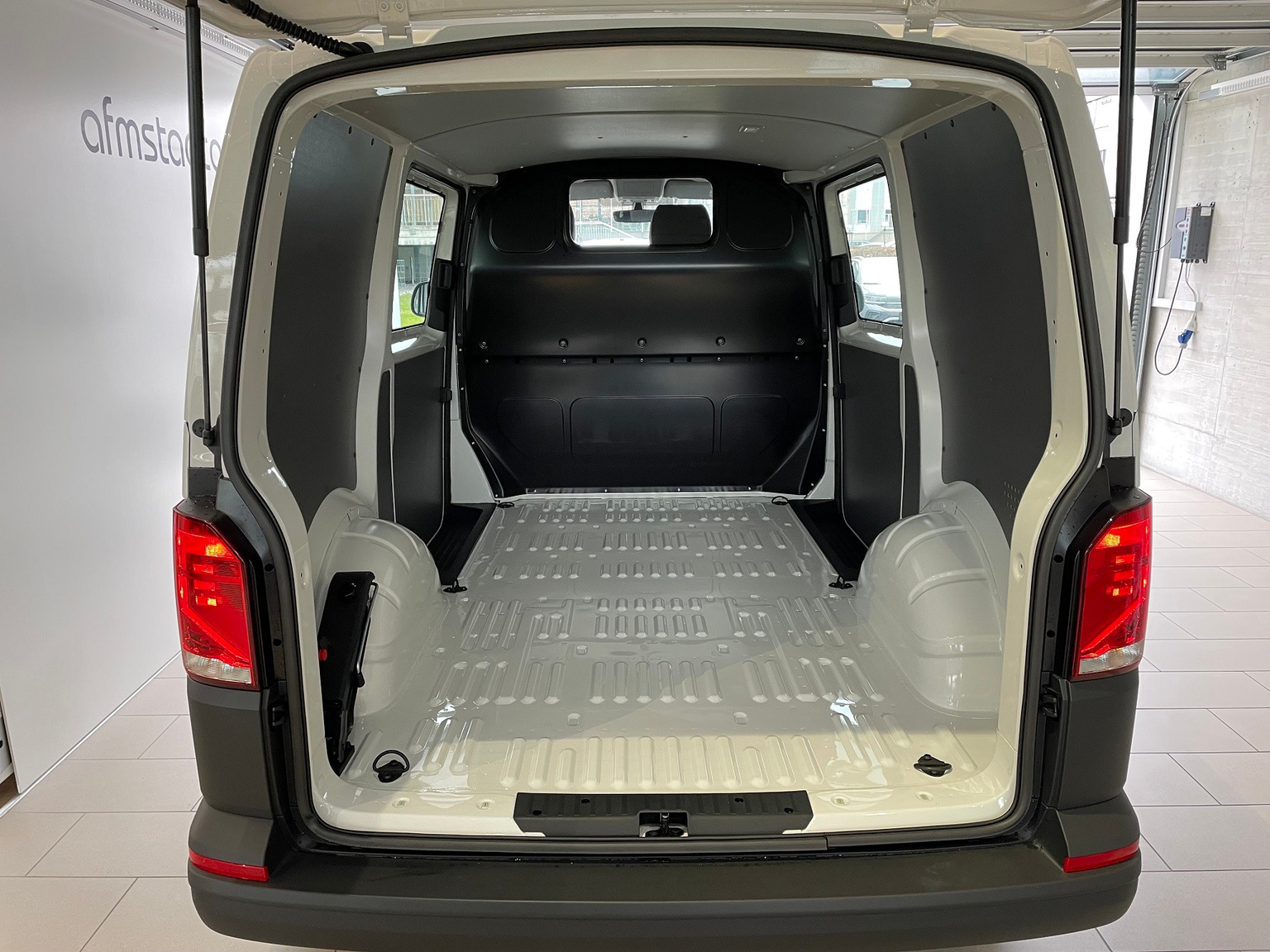 VW T6.1 2.0 TDI