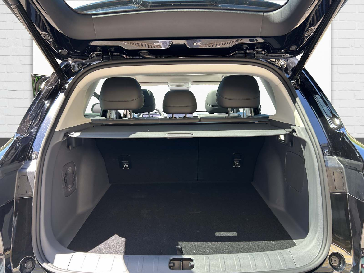 LEAPMOTOR B10 1.5 Hybrid EV