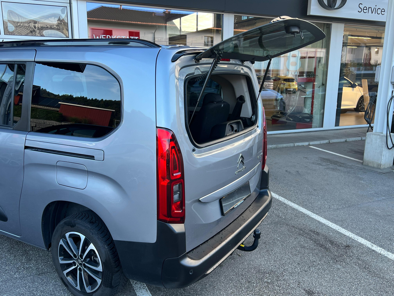 Vehicle Image