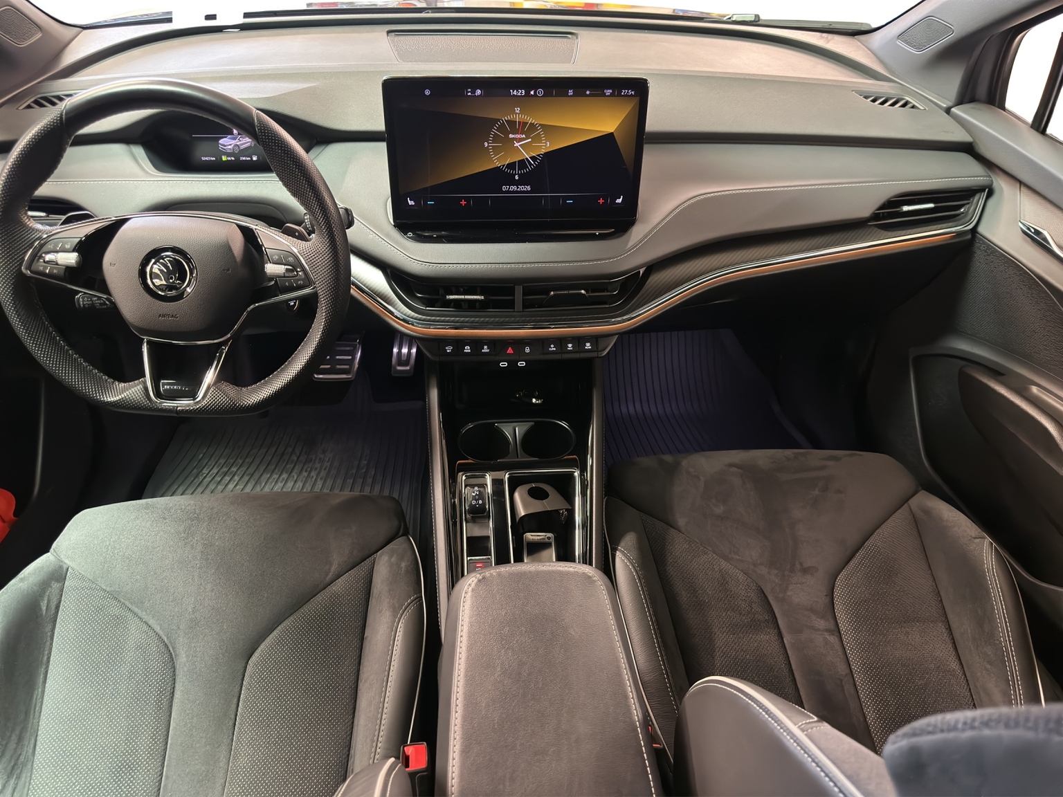 SKODA Enyaq iV 80x SportLine