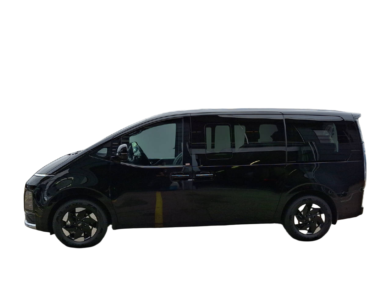 HYUNDAI Staria Premium 84 kWh Vertex SUN, MY27