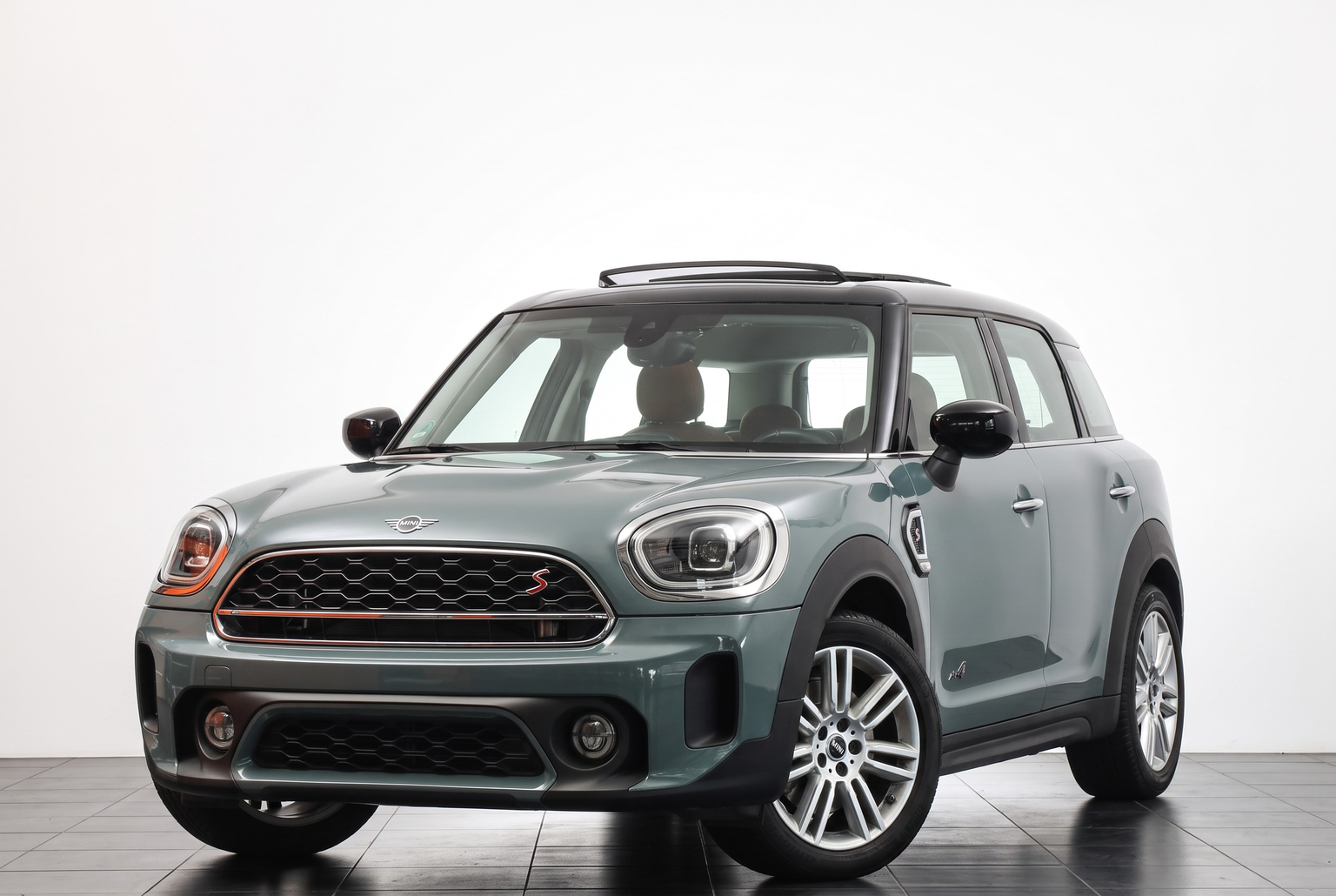 MINI Countryman Cooper S ALL4 Steptronic • Sage Green• Cuir Chester Malt Brown • Toit panoramique
