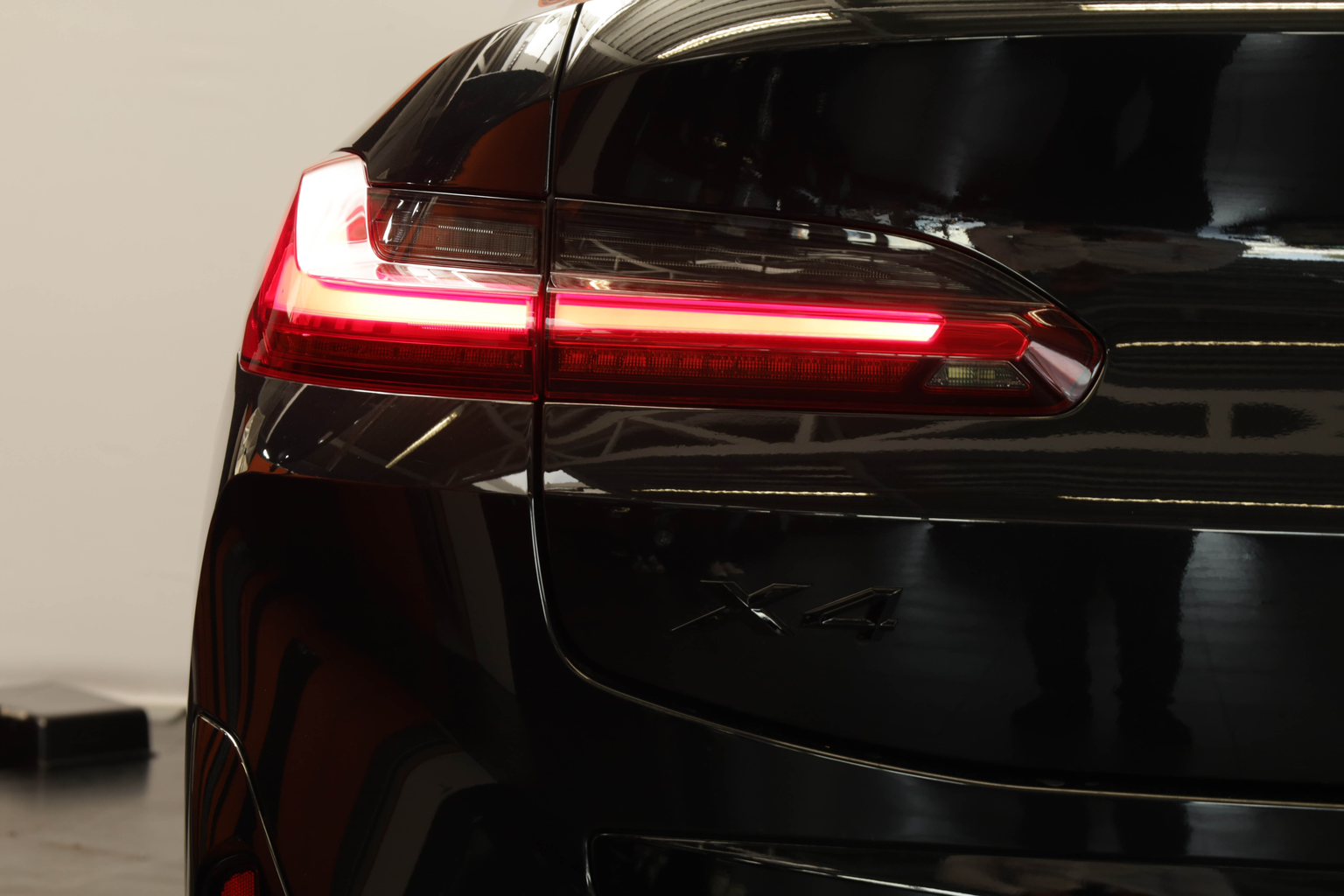 BMW X4 xDrive 48V 20d M Sport Steptronic • Attelage • Régulateur actif • Live Cockpit Professional