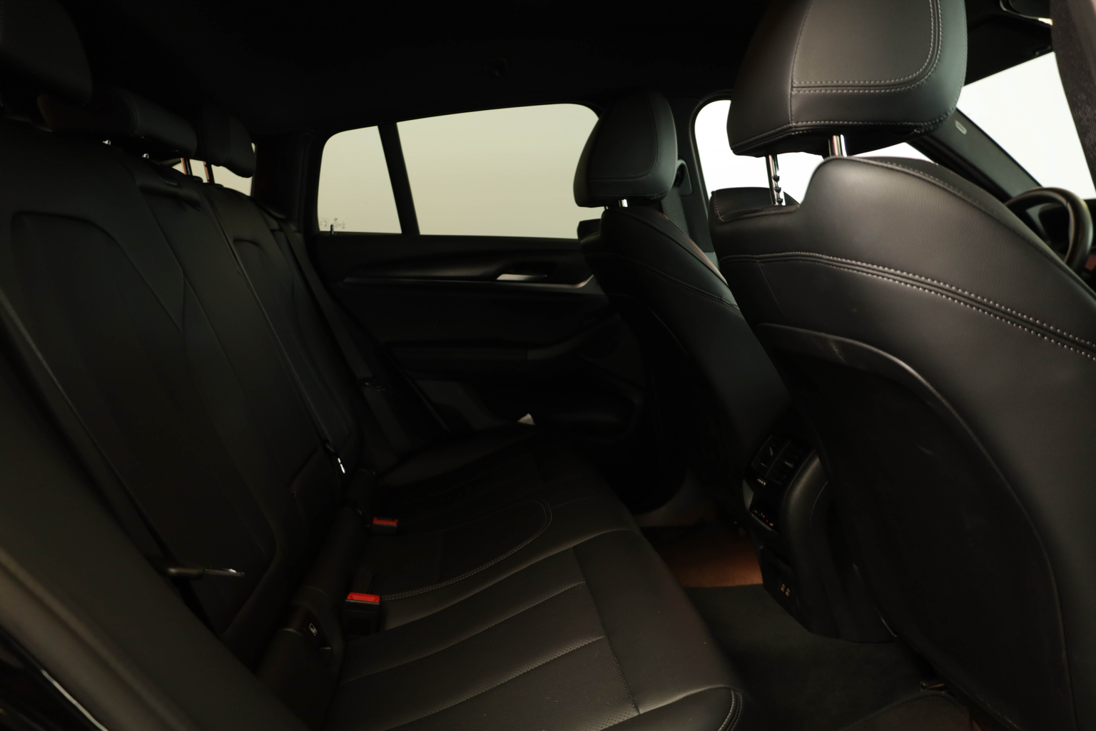 BMW X4 xDrive 48V 20d M Sport Steptronic • Attelage • Régulateur actif • Live Cockpit Professional