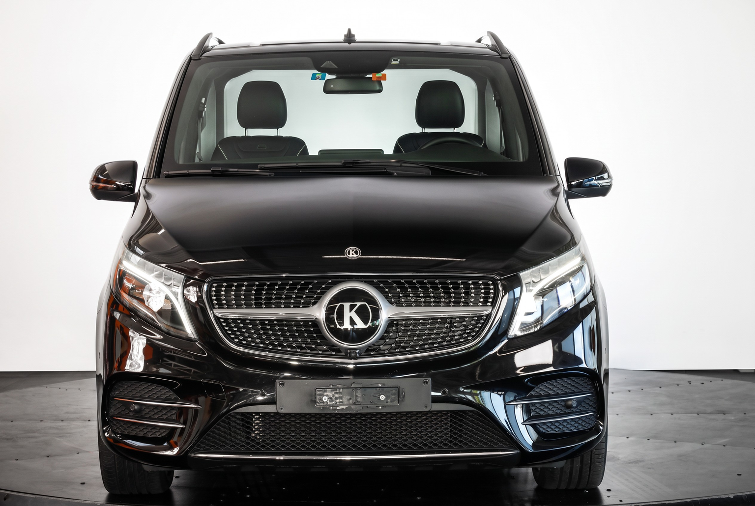 MERCEDES-BENZ Klassen V-VIP V 300 d extralang 4Matic • Smart-TV •