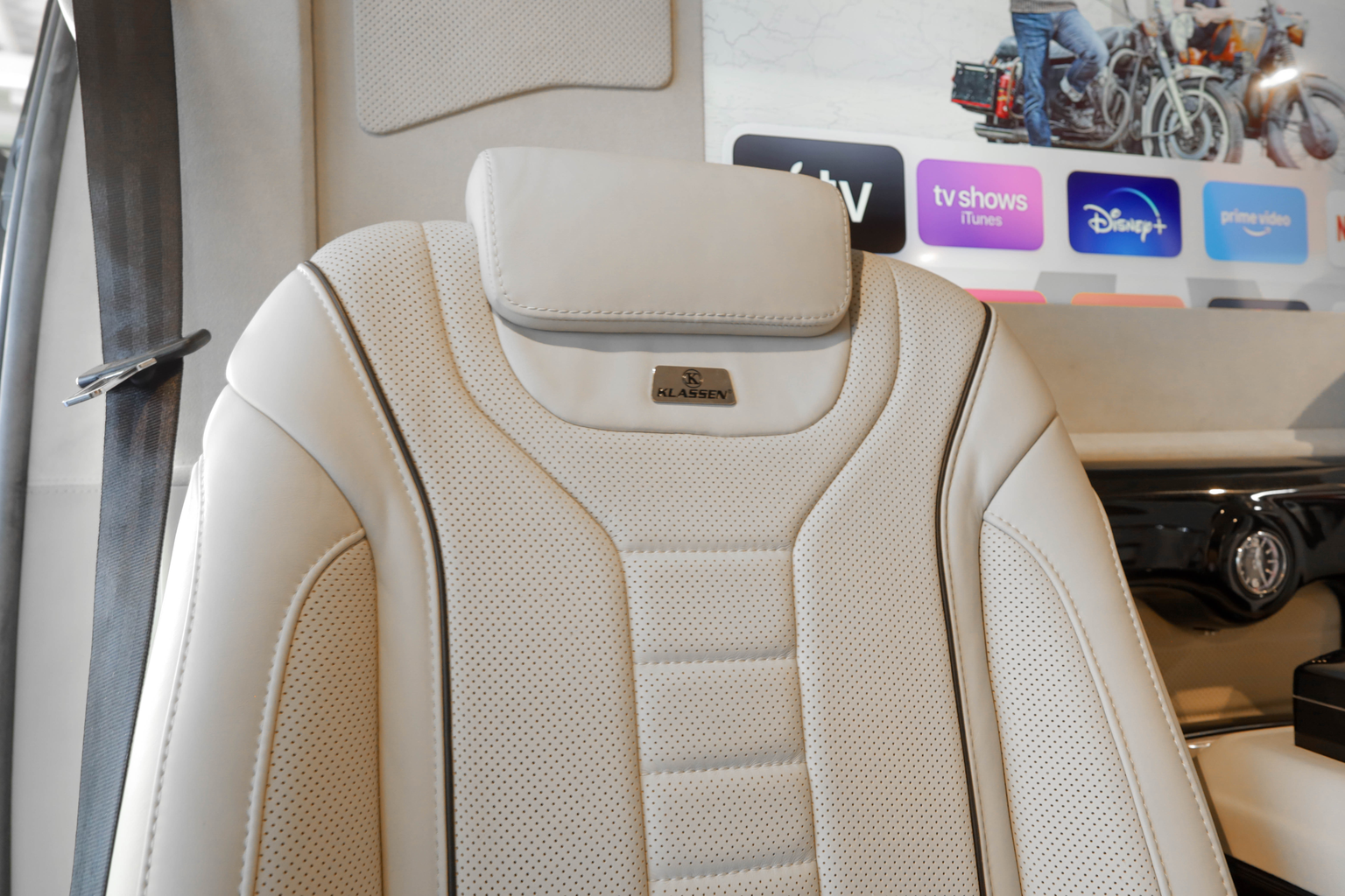 MERCEDES-BENZ Klassen V-VIP V 300 d extralang 4Matic • Smart-TV •