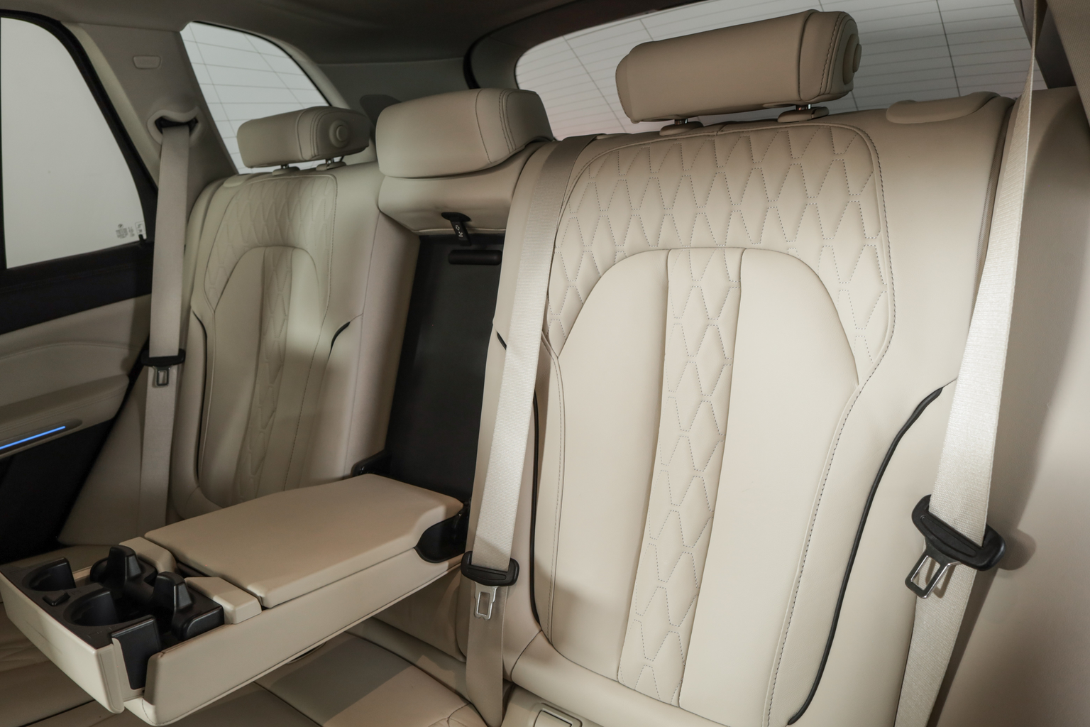 BMW X5 xDrive45e xLine Steptronic • BMW Individual Tansanitblau • Laser • Sky Lounge • Bowers & Wilkins