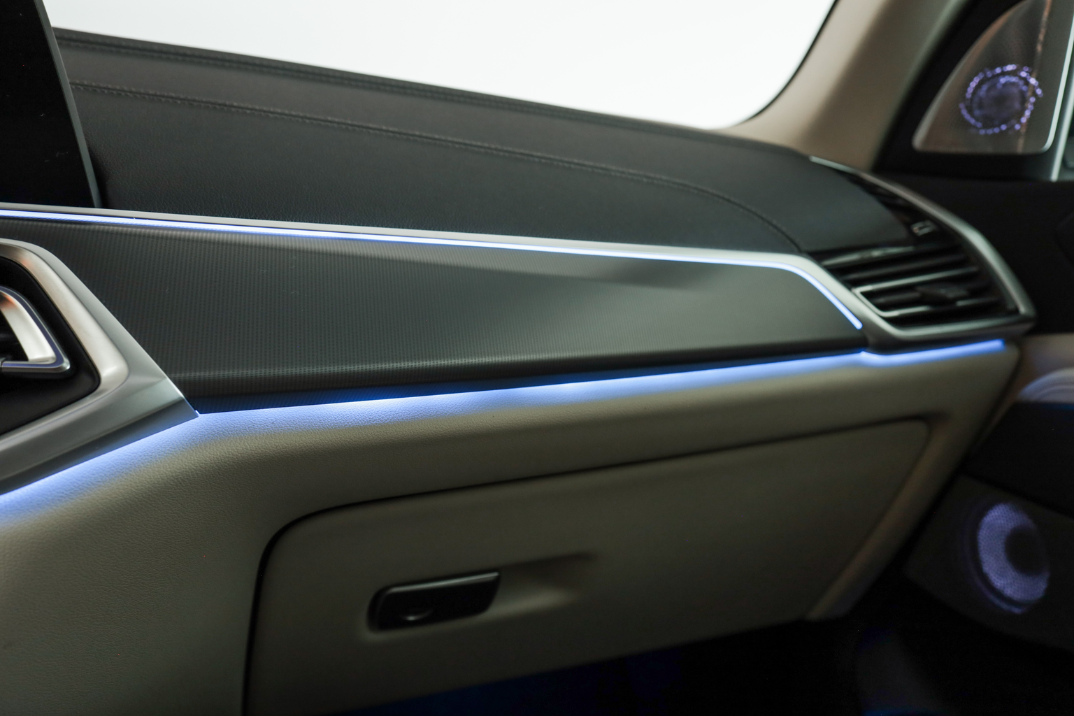 BMW X5 xDrive45e xLine Steptronic • BMW Individual Tansanitblau • Laser • Sky Lounge • Bowers & Wilkins