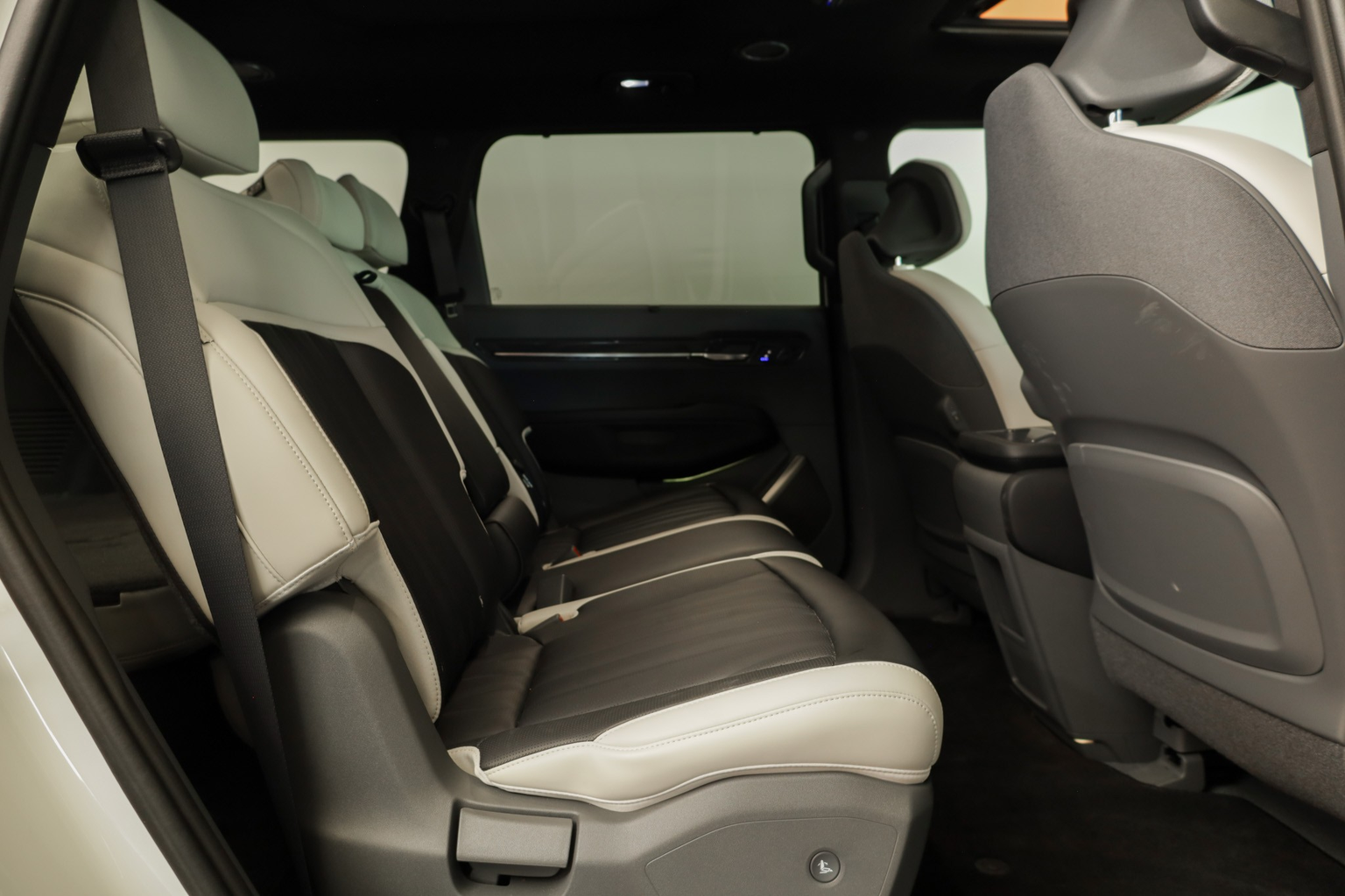 KIA EV9 99,8 kWh GT-Line 4x4 • 7 seats