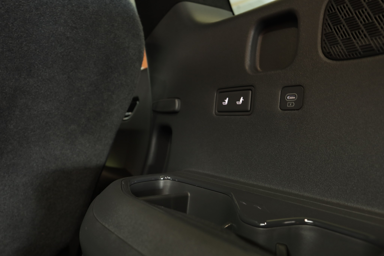 KIA EV9 99,8 kWh GT-Line 4x4 • 7 seats