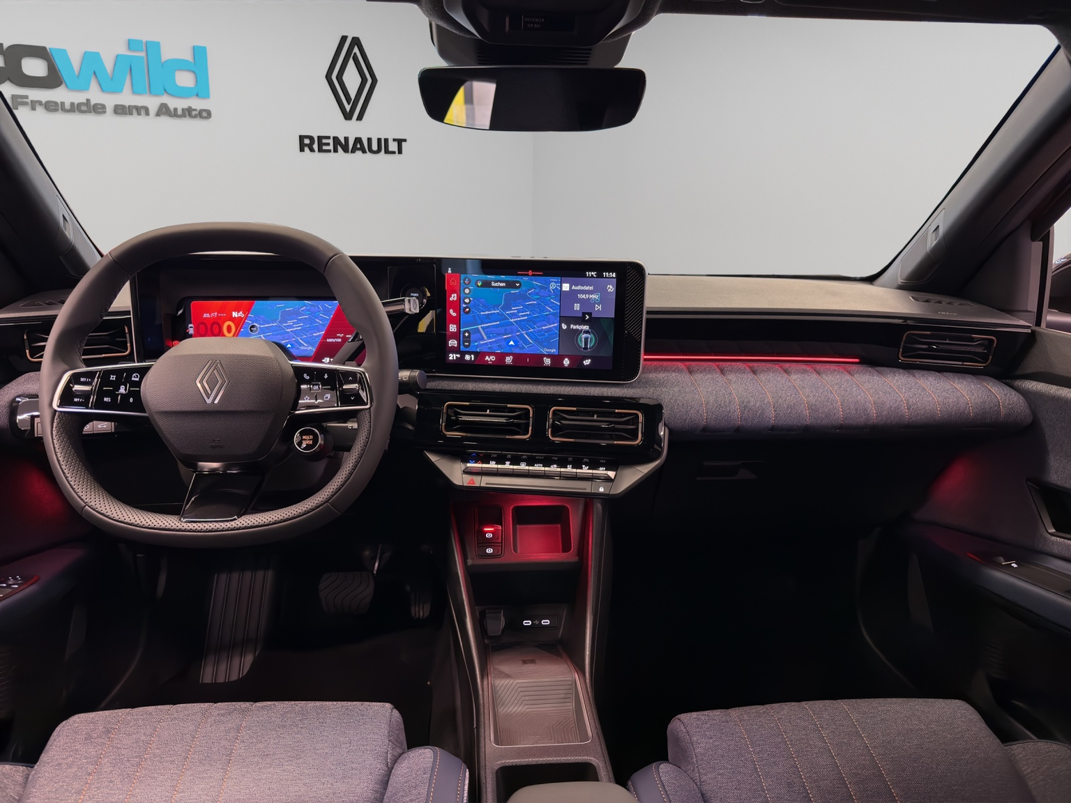 RENAULT Renault 4 E-Tech Techno Comfort Range