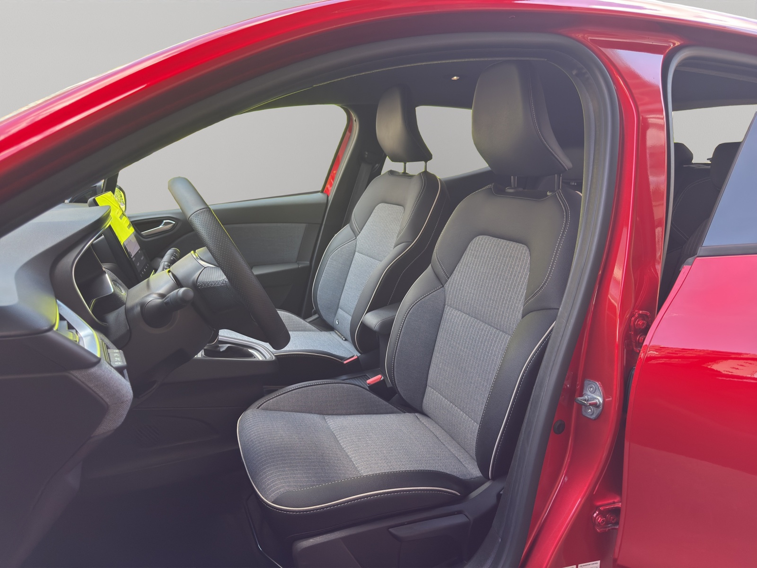 RENAULT Clio 1.0 Techno X-Tronic