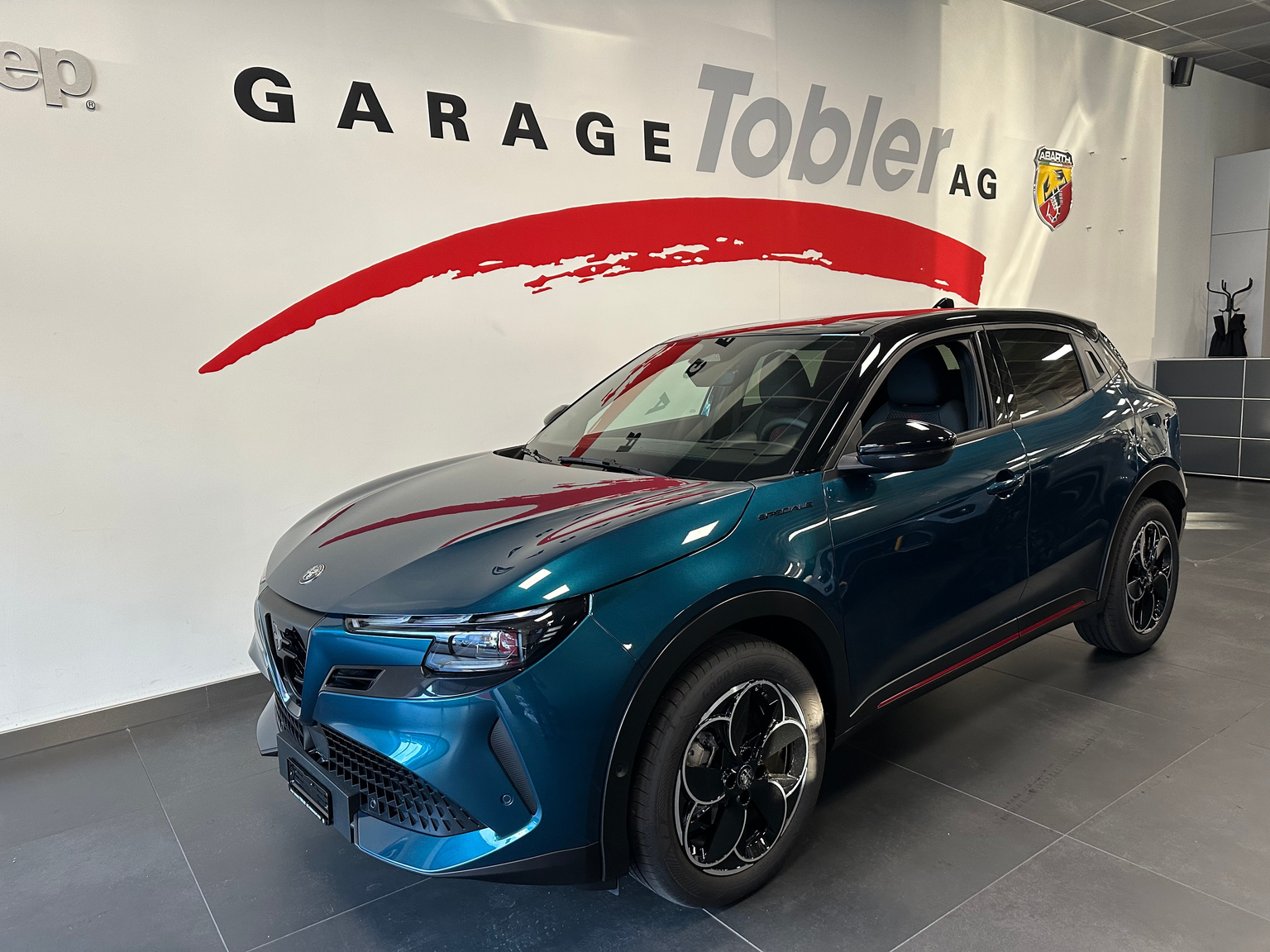 ALFA ROMEO Junior BEV 156 54kWh Speciale + Tech