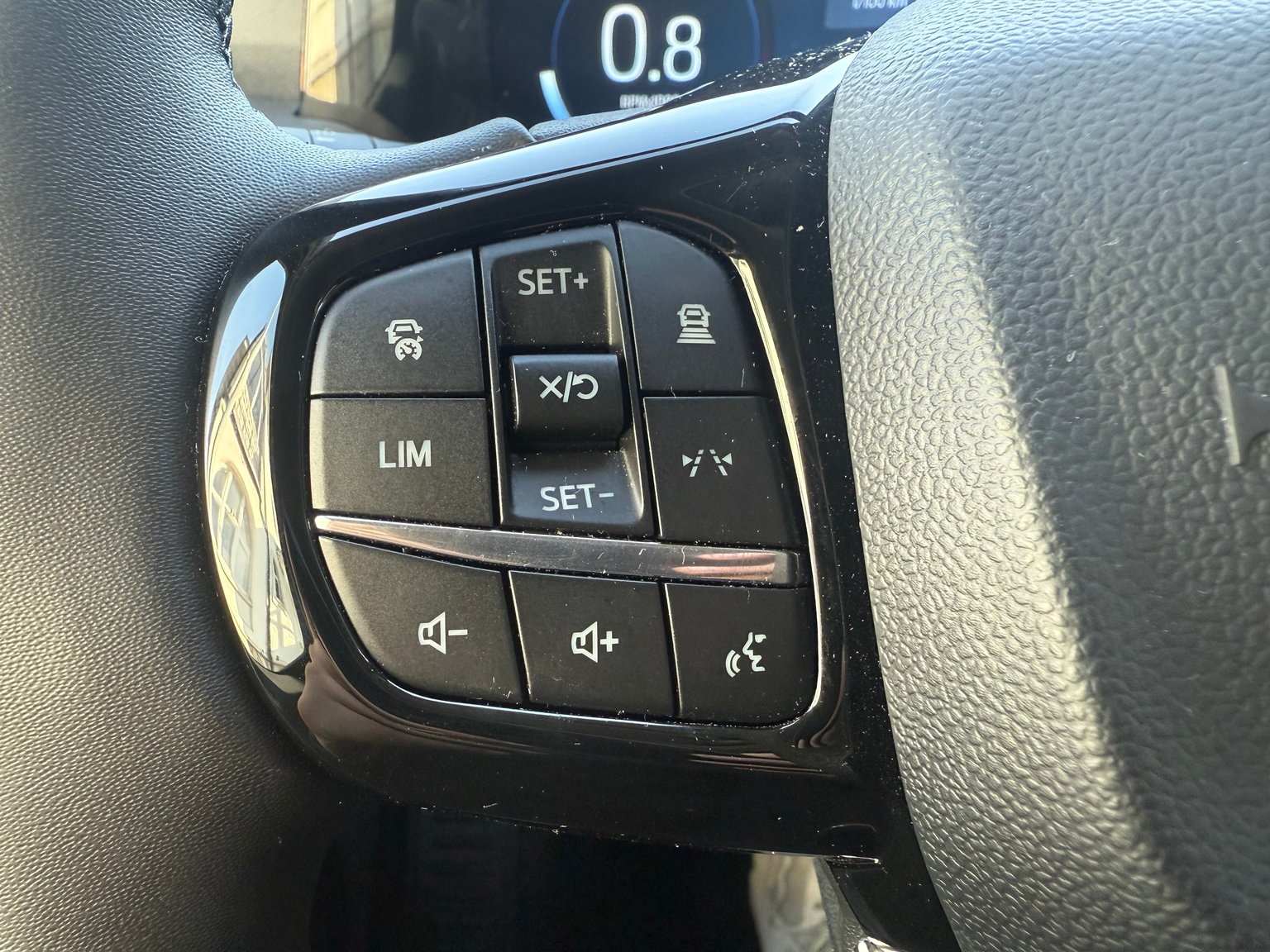 FORD Tourneo Bus 320 L1H1 Titanium Automat