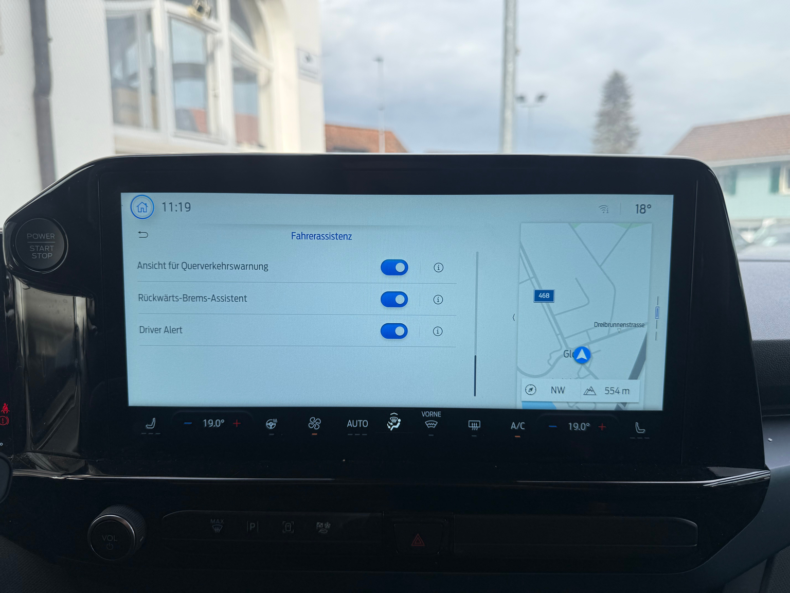 FORD Tourneo Bus 340 L1H1 PHEV Active