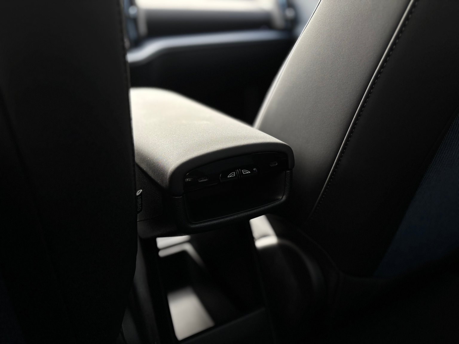 VOLVO EX30 P8 Ultra AWD