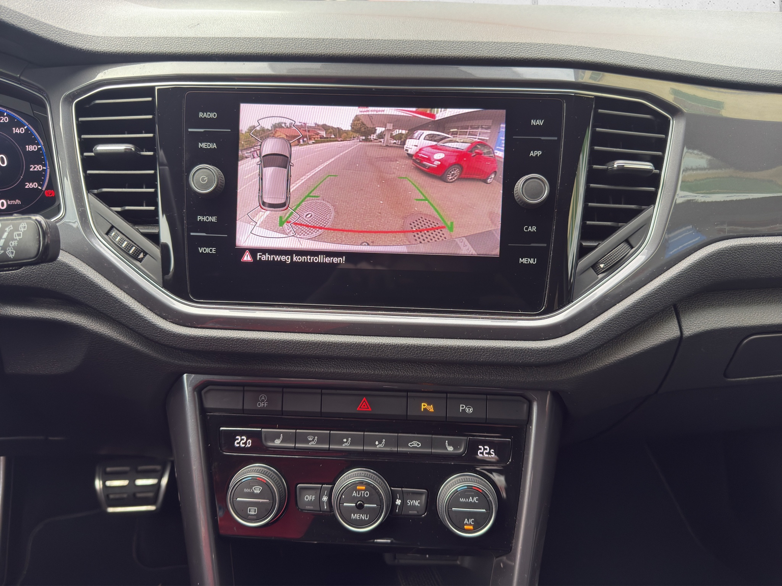 VW T-Roc 2.0 TSI Sport DSG 4Motion