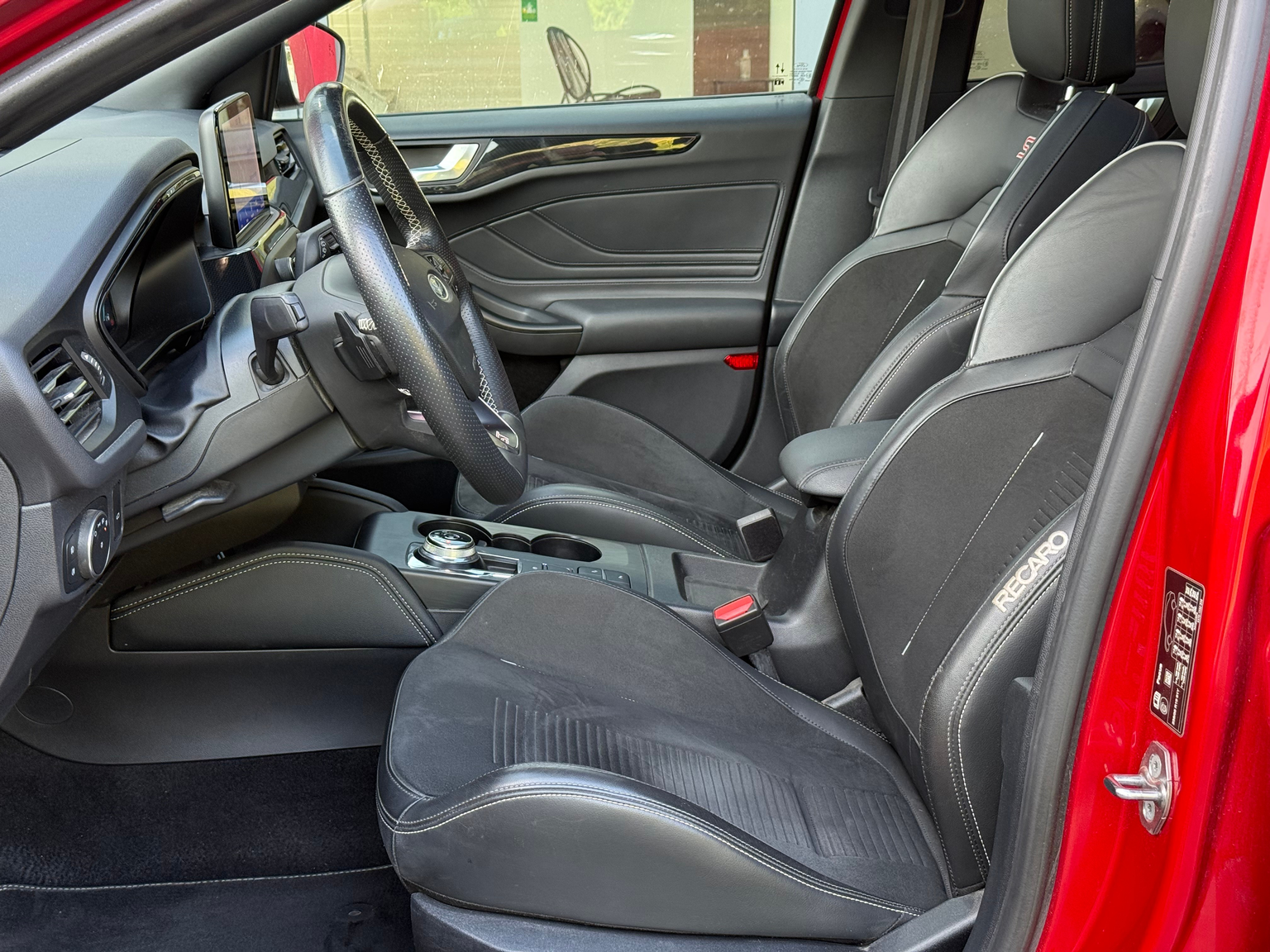 FORD Focus ST 2.3 Styling Paket Automat LEASING AB 436.38 CHF / MONAT
