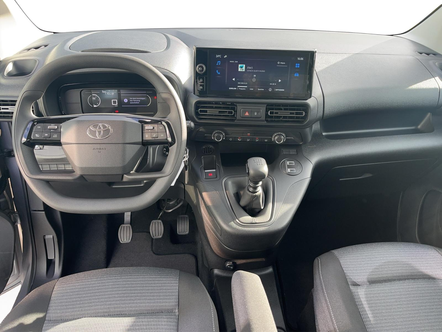 TOYOTA Proace City Verso L1 1.2 110 Comfort