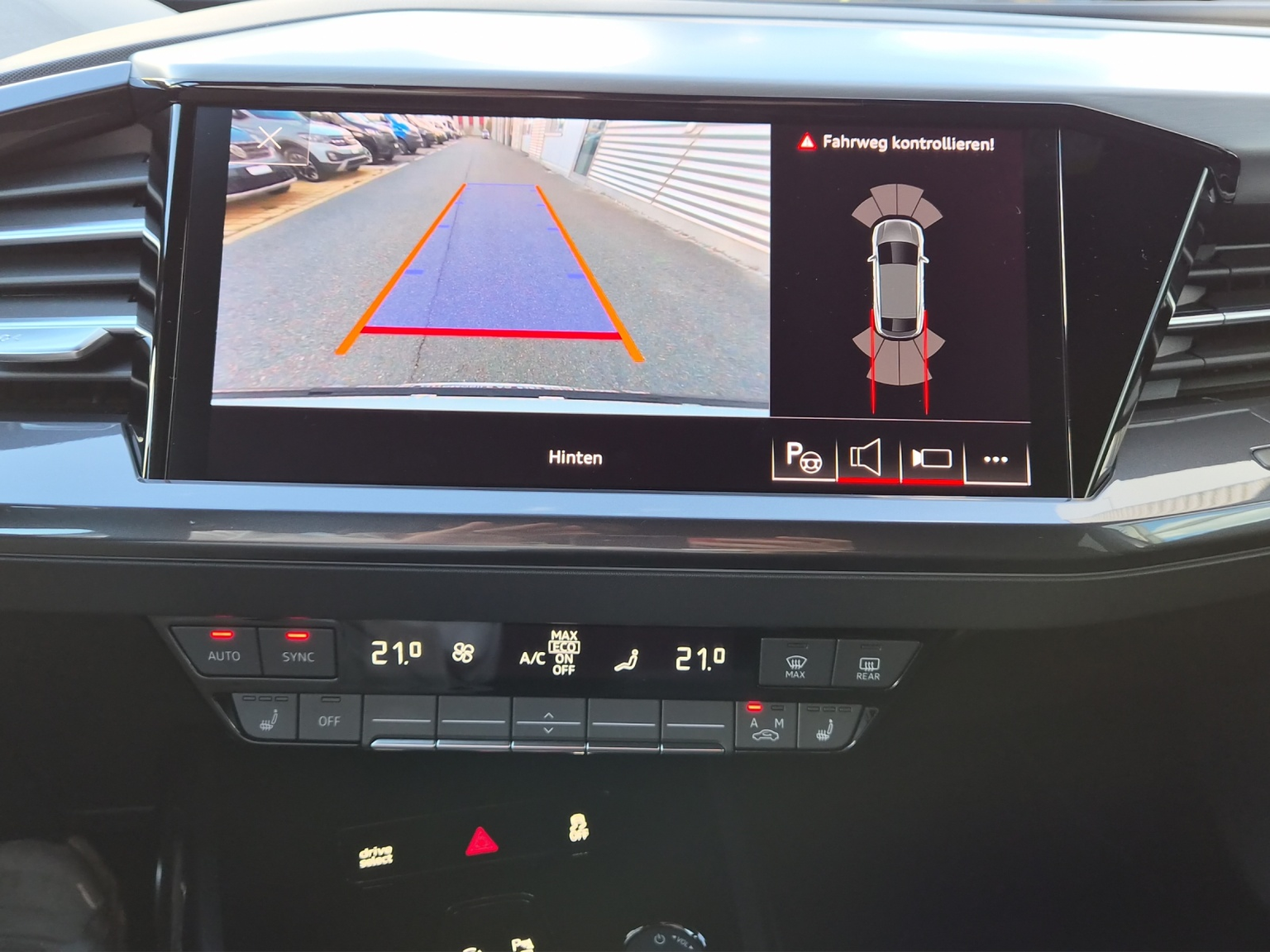 AUDI Q4 Sportback e-tron 50 quattro
