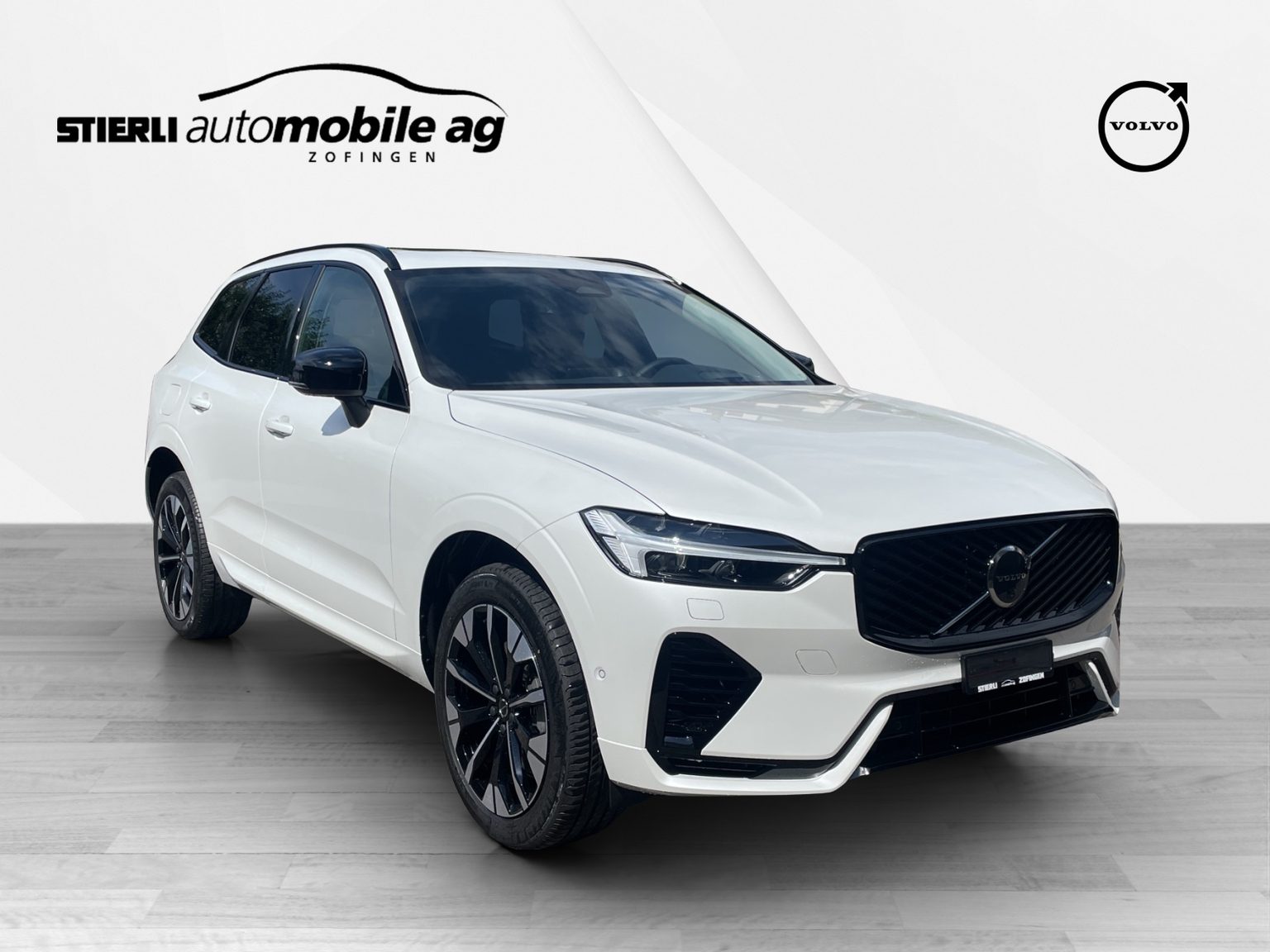 VOLVO XC60 2.0 T6 TE Ultra Dark eAWD