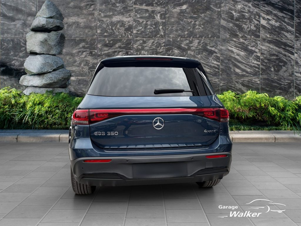 MERCEDES-BENZ EQB 350 AMG Line 4matic