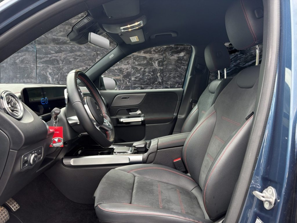 MERCEDES-BENZ EQB 350 AMG Line 4matic