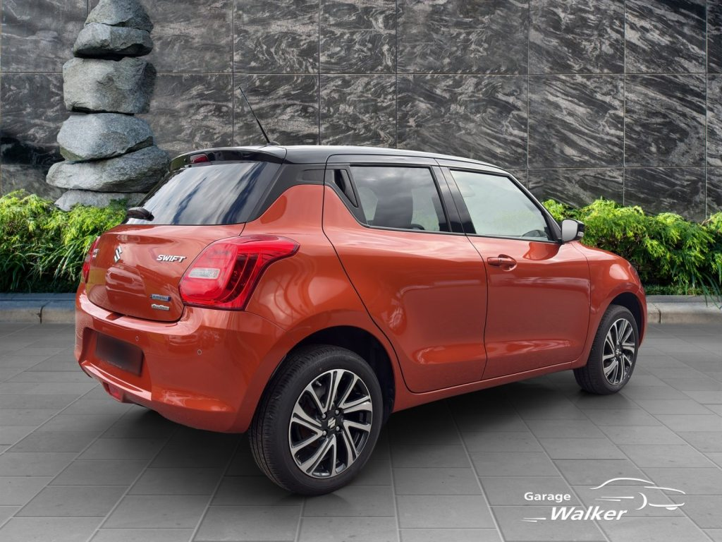 SUZUKI SWIFT 1.2 Piz Sulai Top Hybrid 4x4