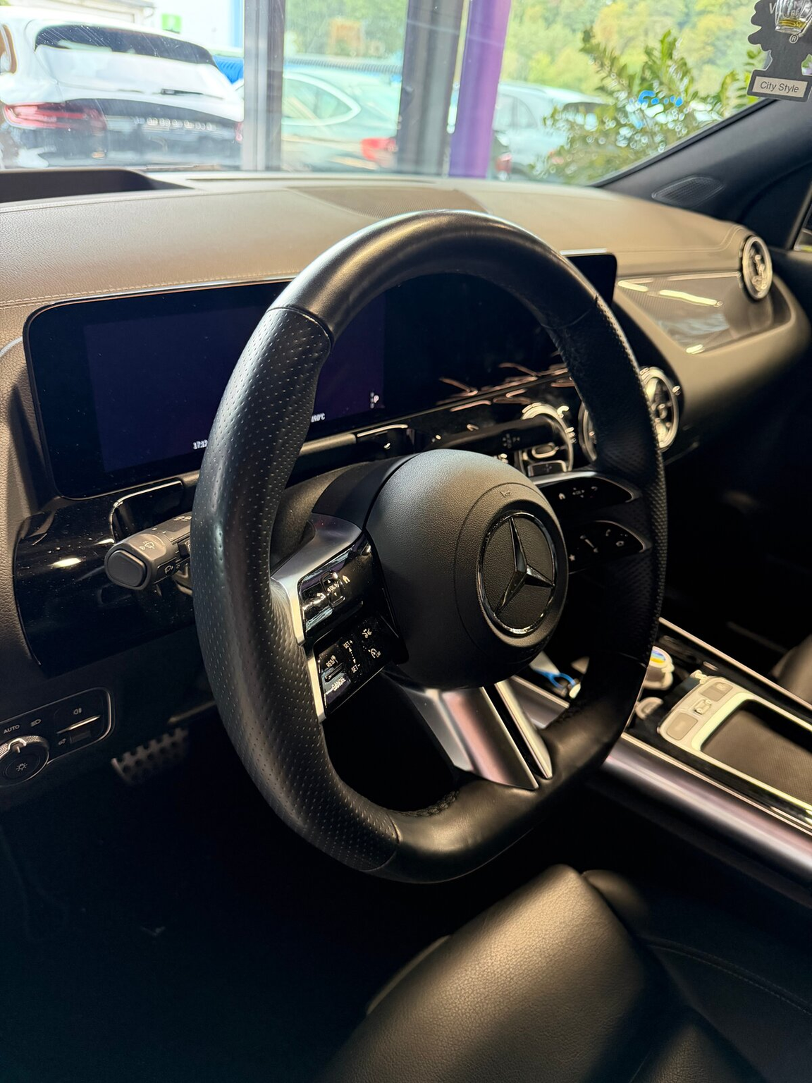 MERCEDES-BENZ GLA 250 4Matic 8G-DCT