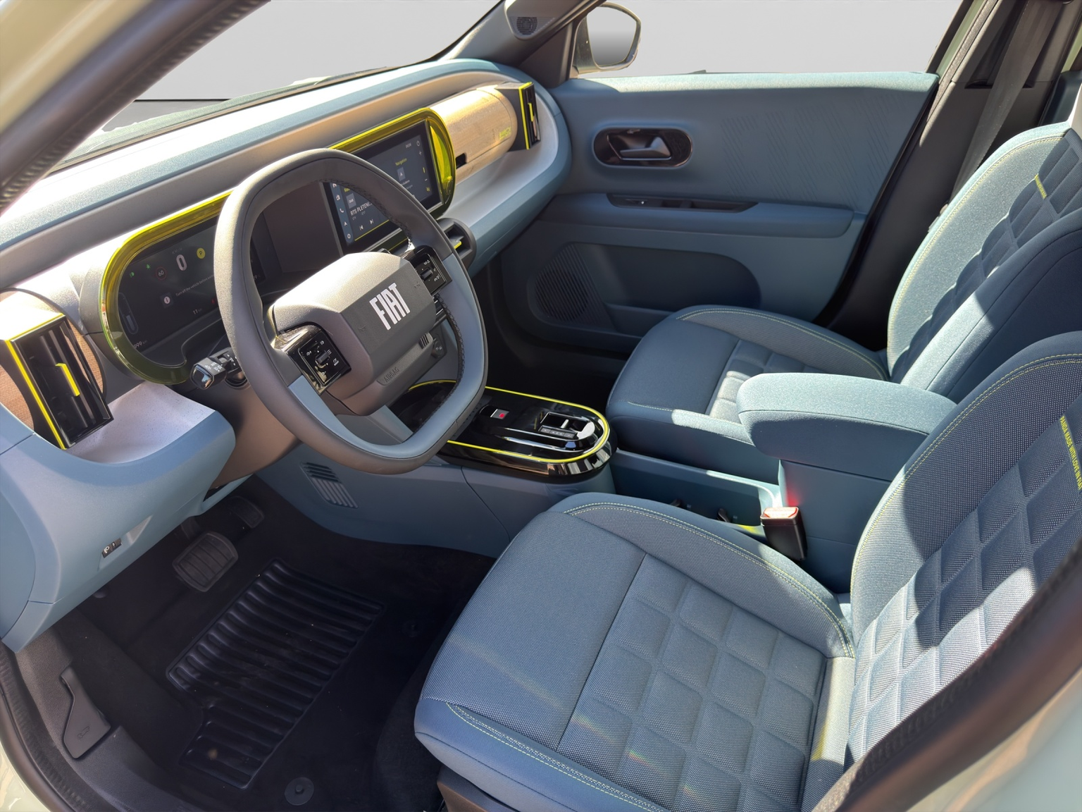 FIAT Grande Panda 1.2 Hybrid La Prima