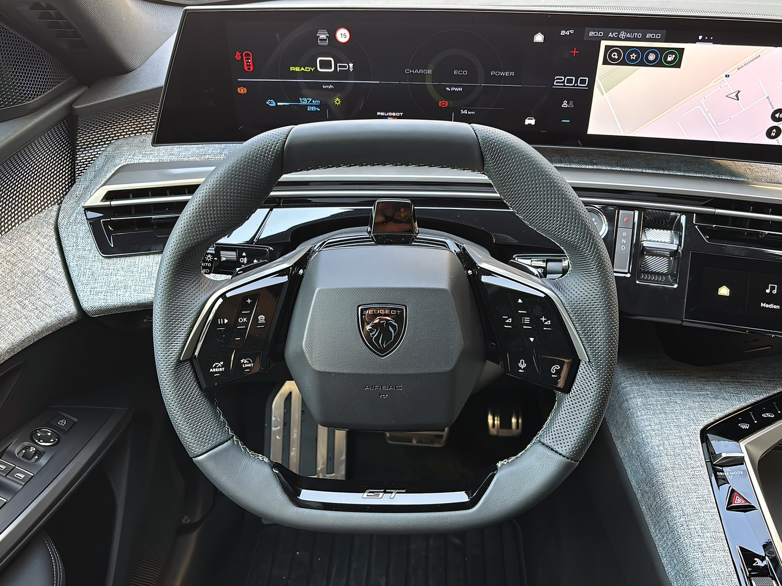 PEUGEOT 3008 e-GT Exclusive AWD