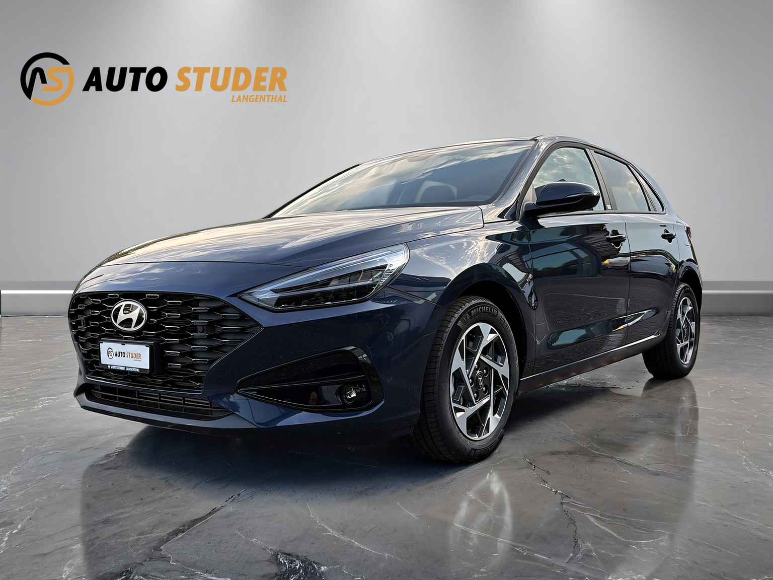 HYUNDAI i30 1.5 T-GDi Amplia