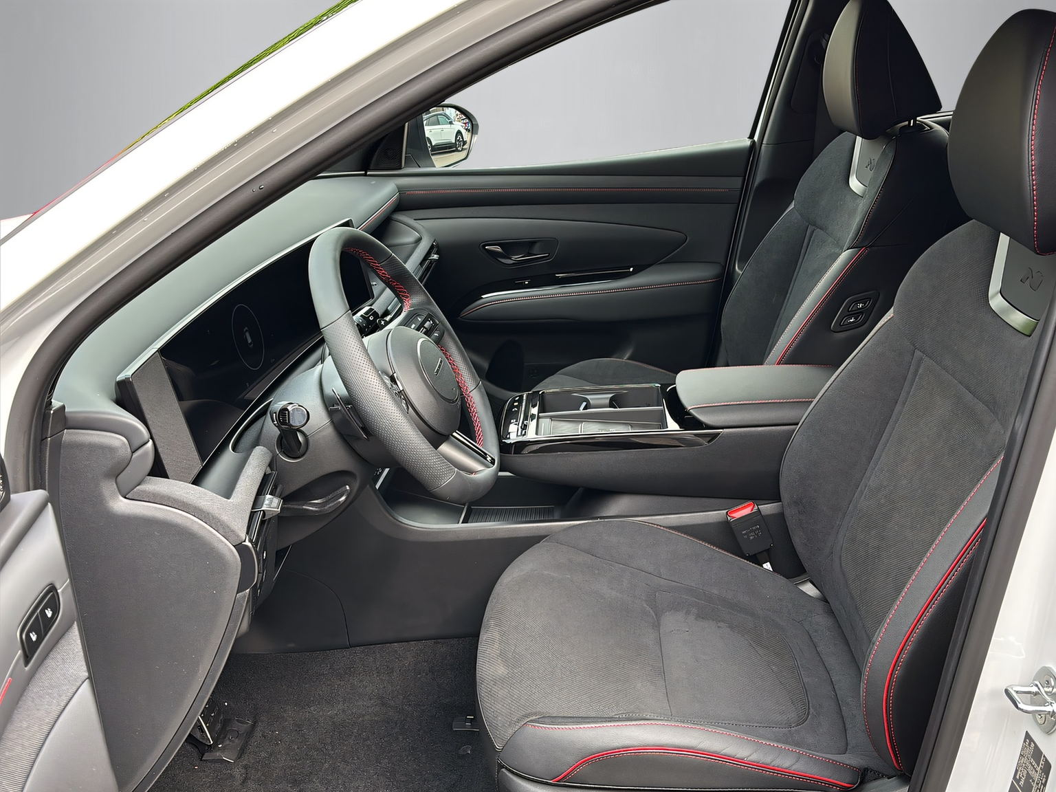 HYUNDAI Tucson 1.6 T-GDi HEV N-Line 4WD