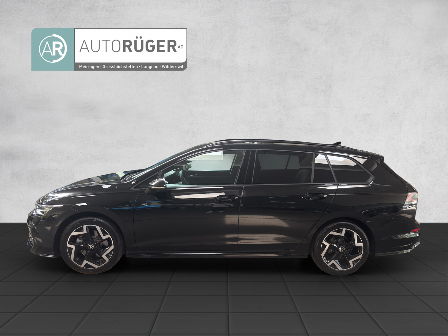 VW Golf Variant 2.0 TSI R-Line DSG 4 Motion