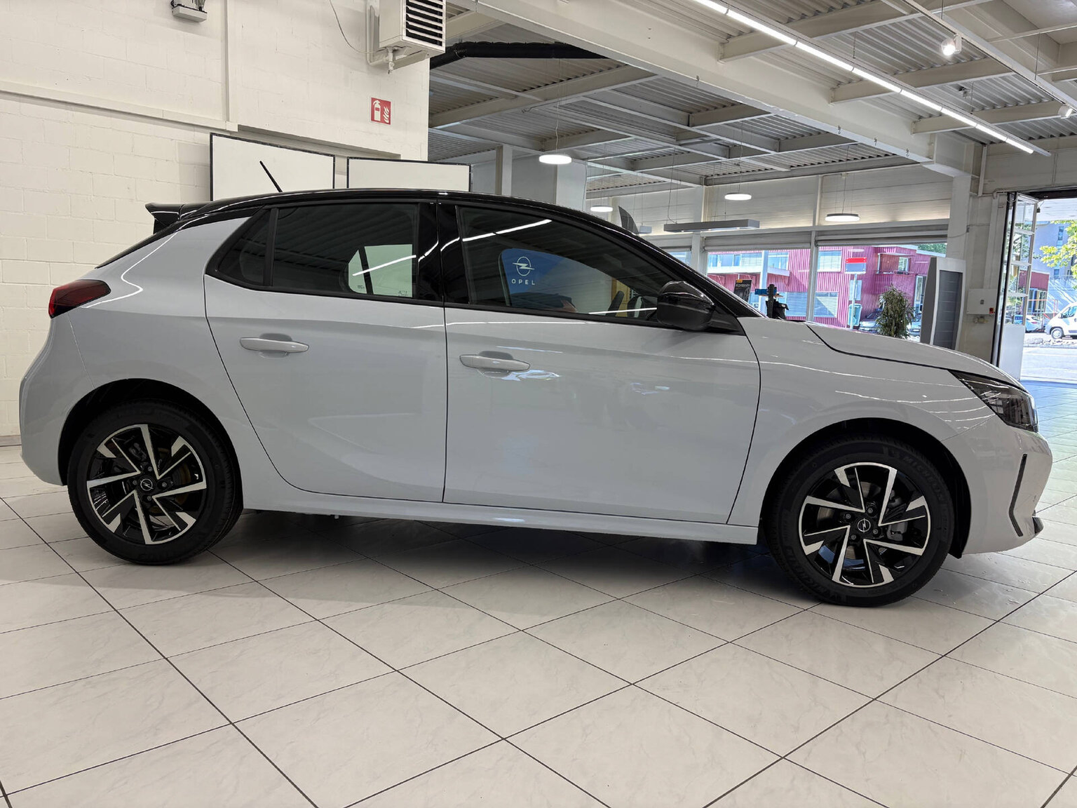 OPEL Corsa 1.2 T Hybrid Viva