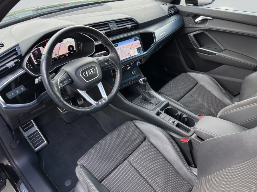 AUDI Q3 35 TDI S line Attraction quattro S-tronic