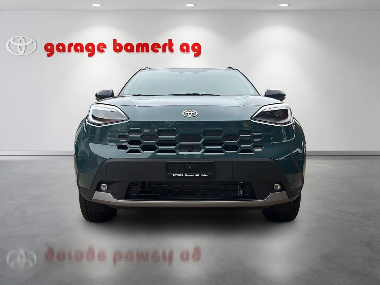 TOYOTA Yaris Cross 1.5 VVT-i HSD Premium AWD-i