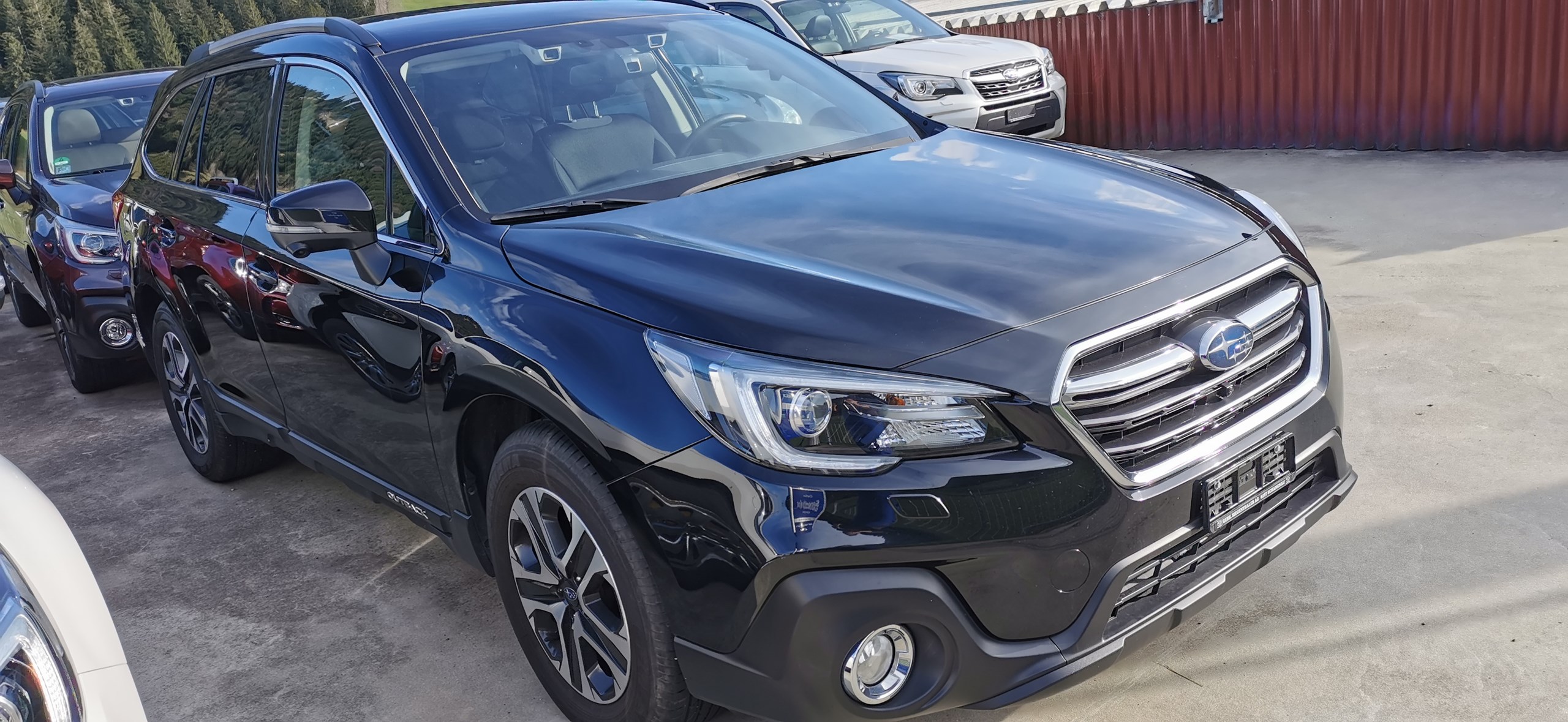 SUBARU Outback 2.5i Swiss Plus AWD Lineartronic