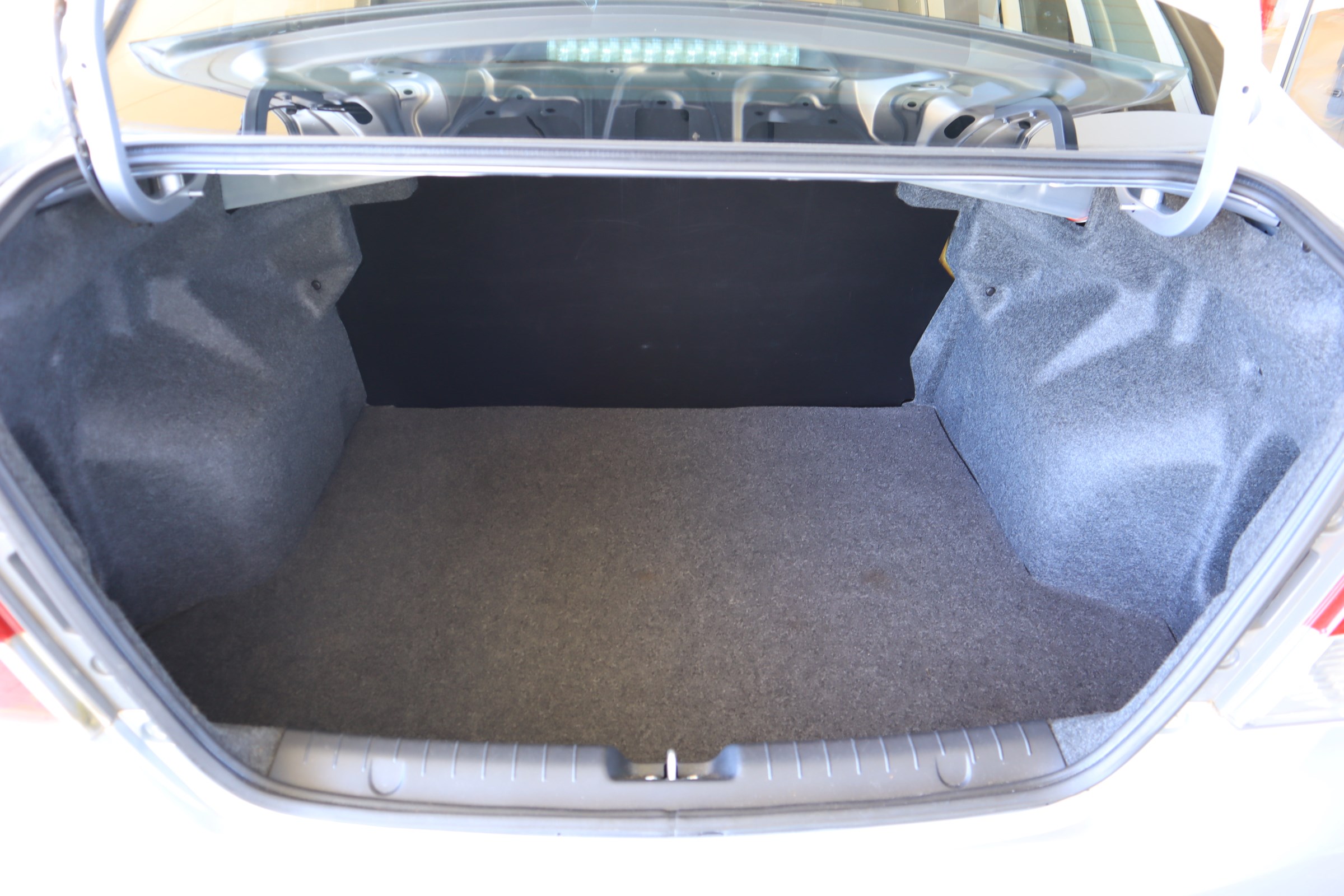 MITSUBISHI Attrage 1.2 Intense CVT