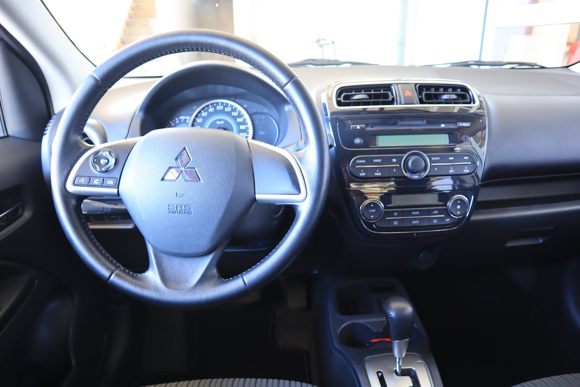 MITSUBISHI Attrage 1.2 Intense CVT