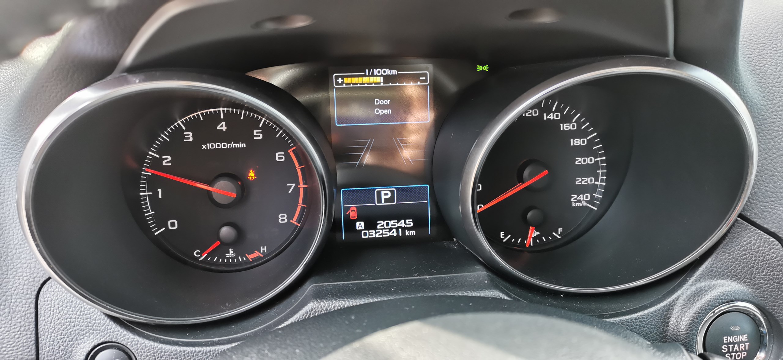 SUBARU Outback 2.5i Swiss Plus AWD Lineartronic