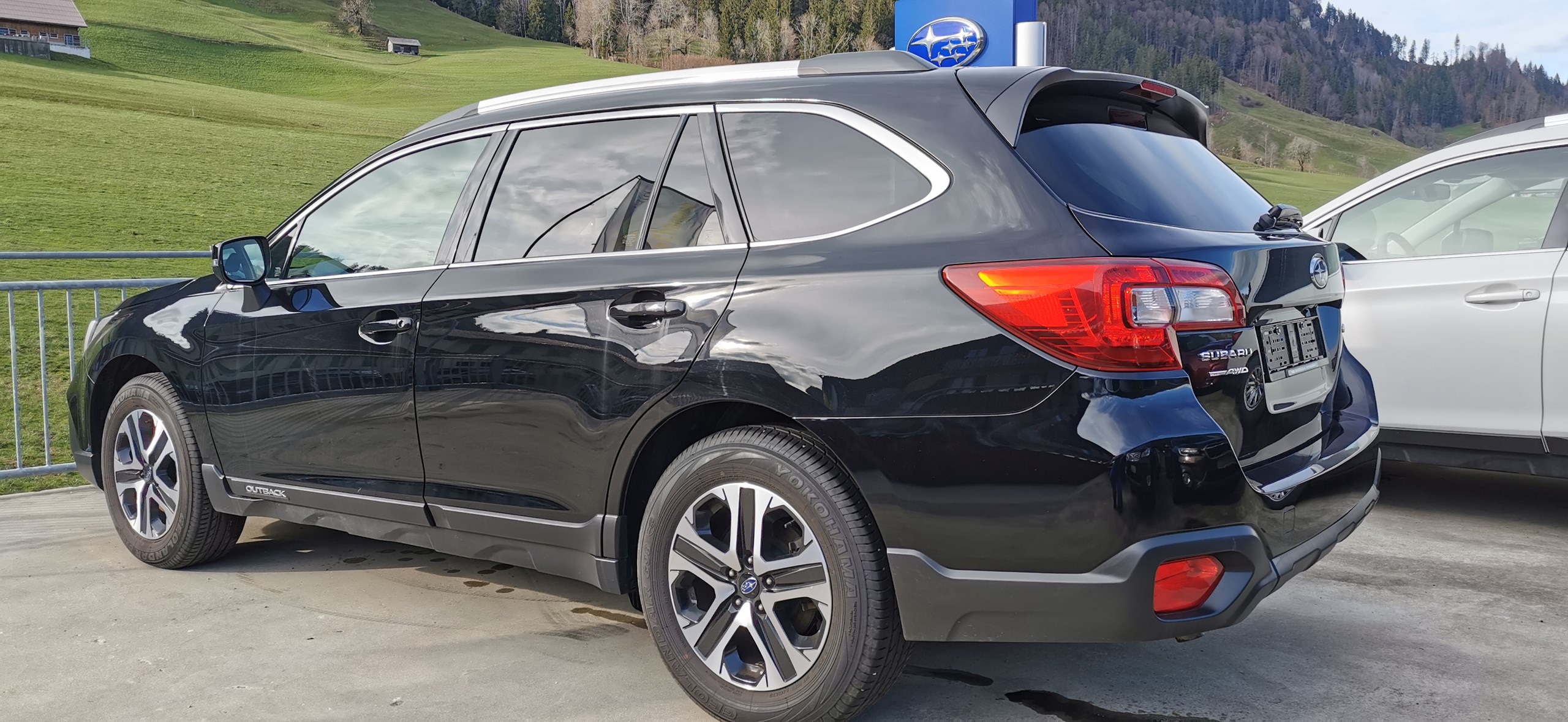 SUBARU Outback 2.5i Swiss Plus AWD Lineartronic