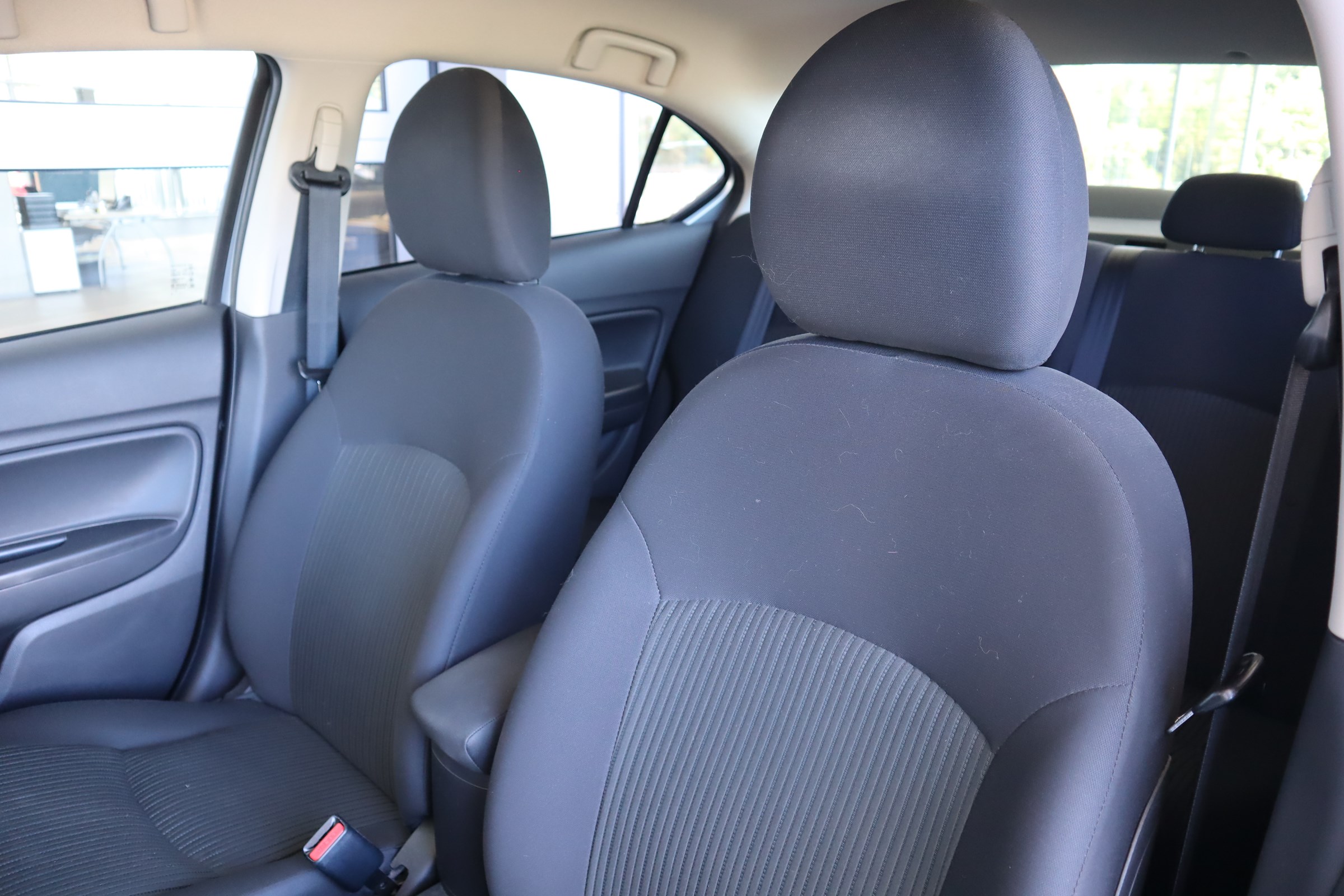 MITSUBISHI Attrage 1.2 Intense CVT